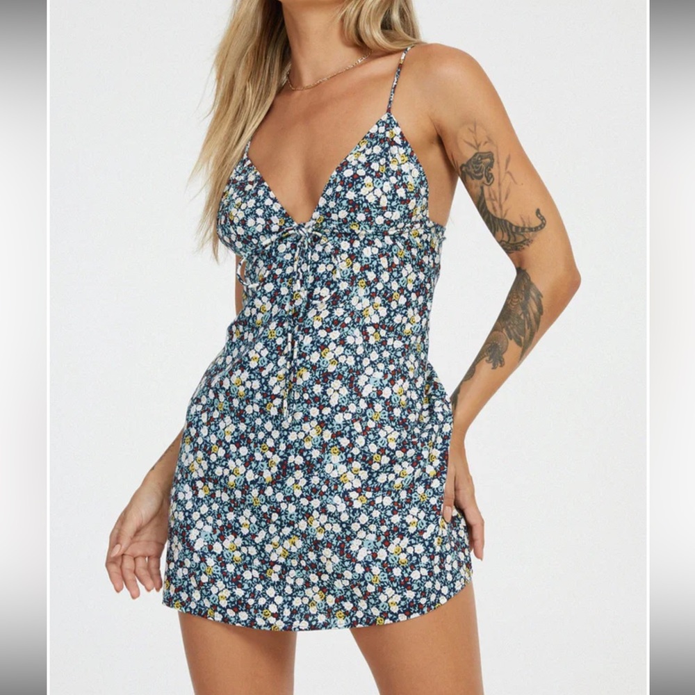 Motel Rocks Senora Dress in Navy Floral Field